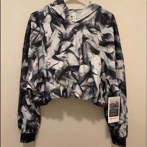 🌿lululemon all yours cropped hoodie🌿